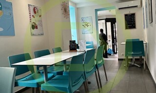 Commerce  77 m² à vendre à Nice (06200)