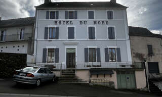 Immeuble  330 m² à vendre à Rieupeyroux (12240)