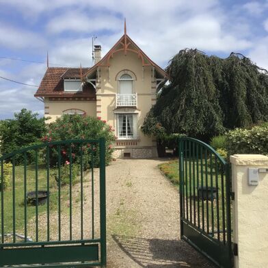 Maison 8 pièces 247000 €