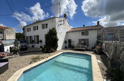 vente maison 218 325 € à proximité de Saint-Savinien (17350)