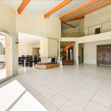 Maison 7 pièces 790000 €