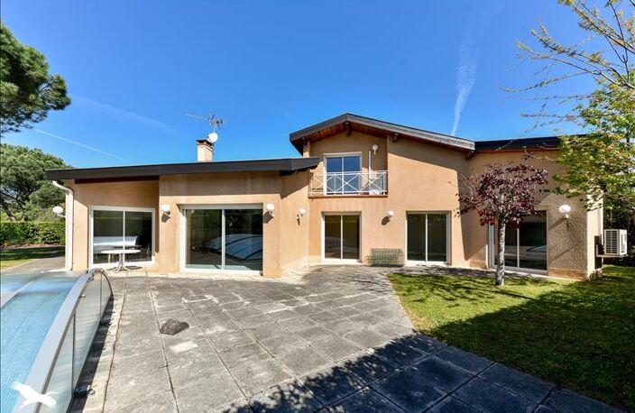 Vente maison 7 pièces 258 m² Toulouse (31100) — photo 2