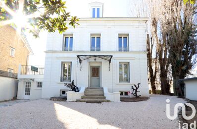 vente maison 2 590 000 € à proximité de Santeny (94440)