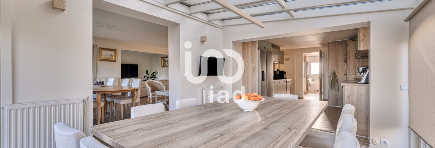 Maison 8 Pièces 237 m² à vendre à Carnetin (77400)