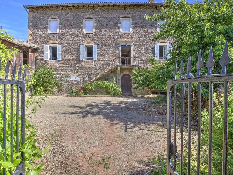 Maison ancienne avec grandes dépendances — photo 1