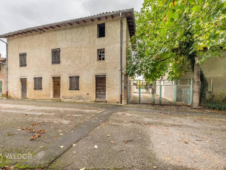 Maison 10 pièces  à vendre 220 m² — photo 1