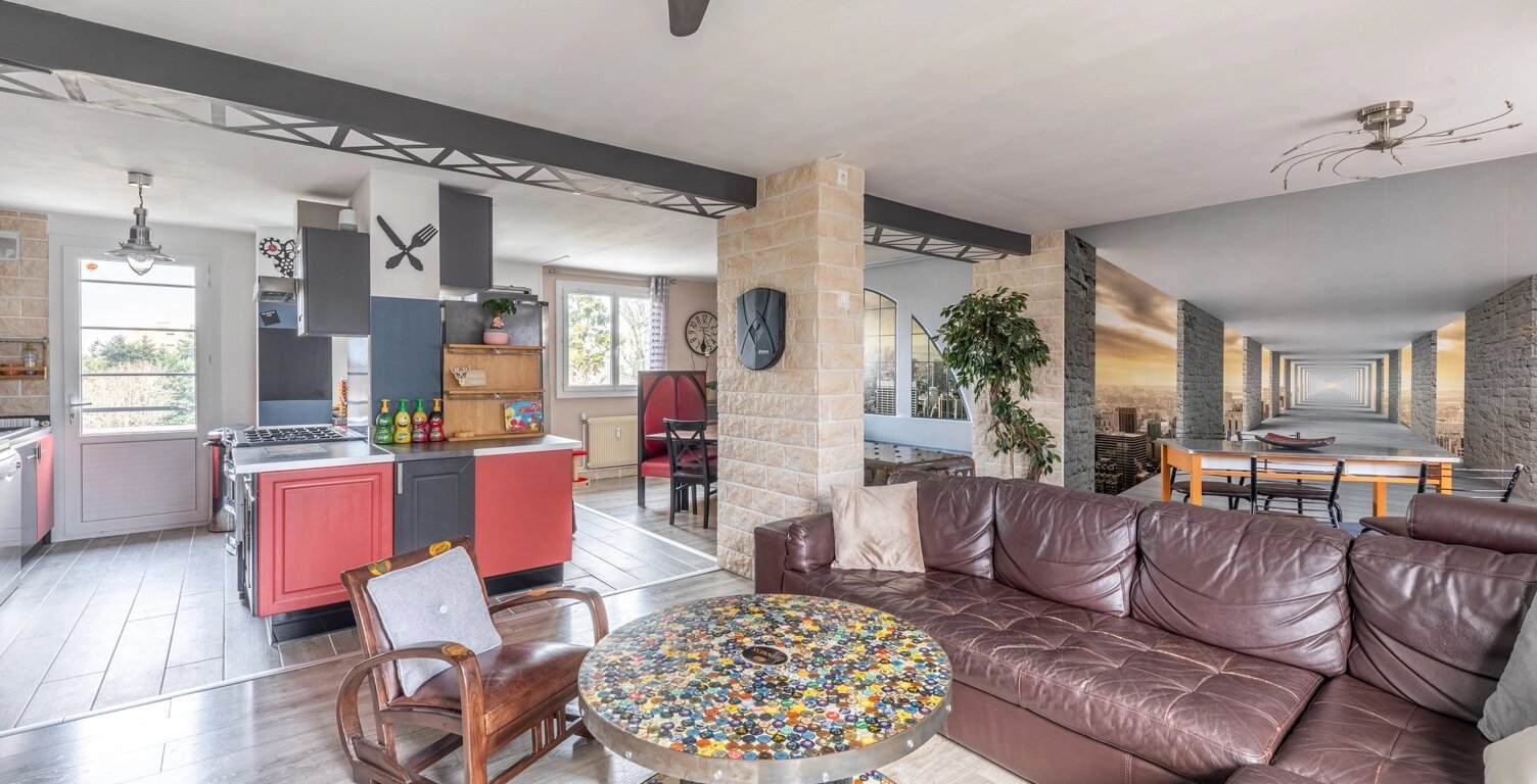 Appartement 5 Pièces 128 m2 avec balcons à Limas — photo 1