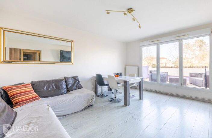 Appartement avec 3 terrasses  79,95 m2 carrez à 10 mn d'Arnas — photo 2
