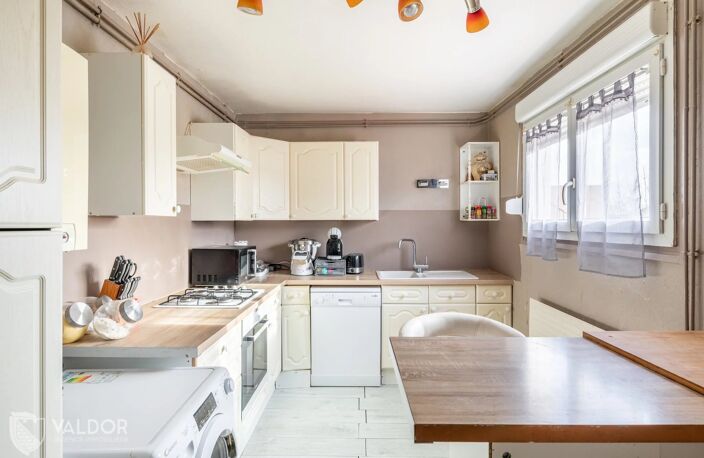 Appartement avec 3 terrasses  79,95 m2 carrez à 10 mn d'Arnas — photo 3