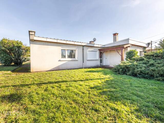 VILLA de plain pied d'env 97m2 proche Villefranche sur terrain 887 m2 — photo du bien