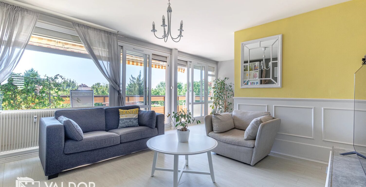 Appartement T4 avec séjour double — photo 1