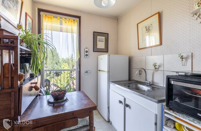 APPARTEMENT VENDU LOUÉ 2 pièces + cave + parking privé — photo 4