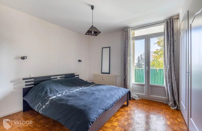 Appartement vendu loué 73,86 m2 carrez 2 chambres — photo 3