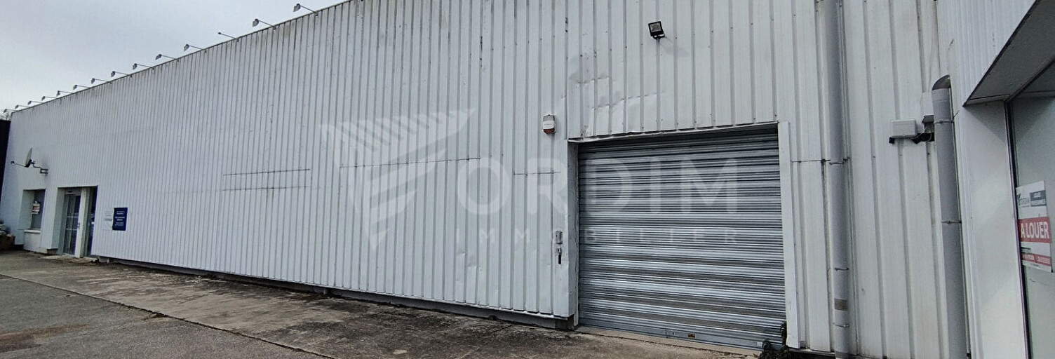Commerce  465 m² à louer à Auxerre (89000)