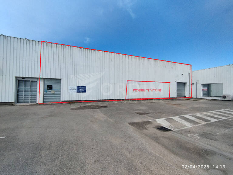AUXERRE - 73 RUE DE MOULIN DU PRESIDENT - CELLULE COMMERCIALE DE 4400M² — photo 1