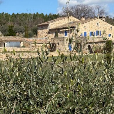 Maison 6 pièces 869000 €