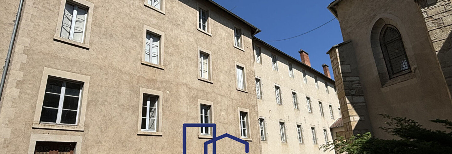 Immeuble  1894 m² à vendre à Villefranche-de-Rouergue (12200)