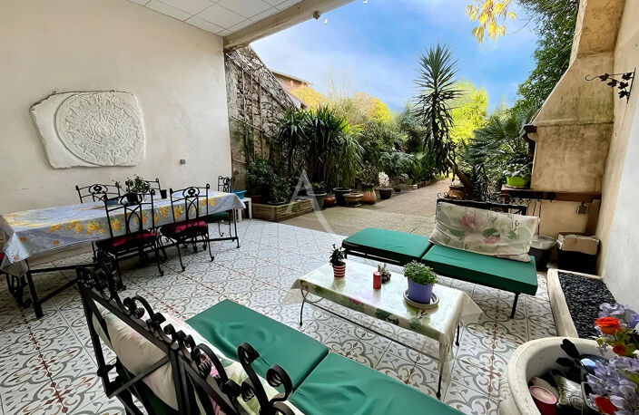 Maison de ville de 205, 90 m2 avec jardin 34110 FRONTIGNAN — photo 2