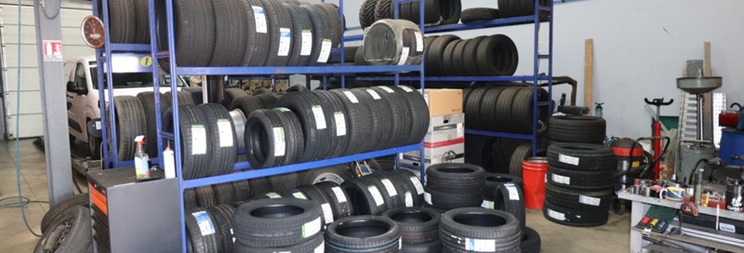 Local industriel 5 Pièces 382 m² à vendre à Tonnay-Charente (17430)