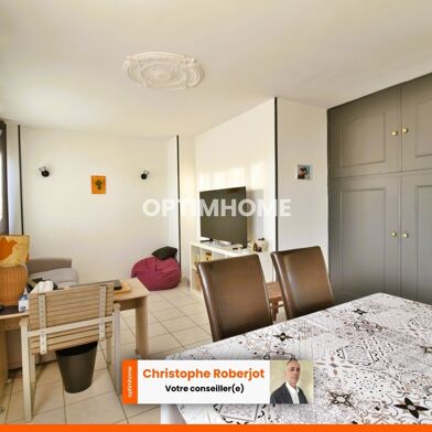 Appartement 4 pièces 122000 €