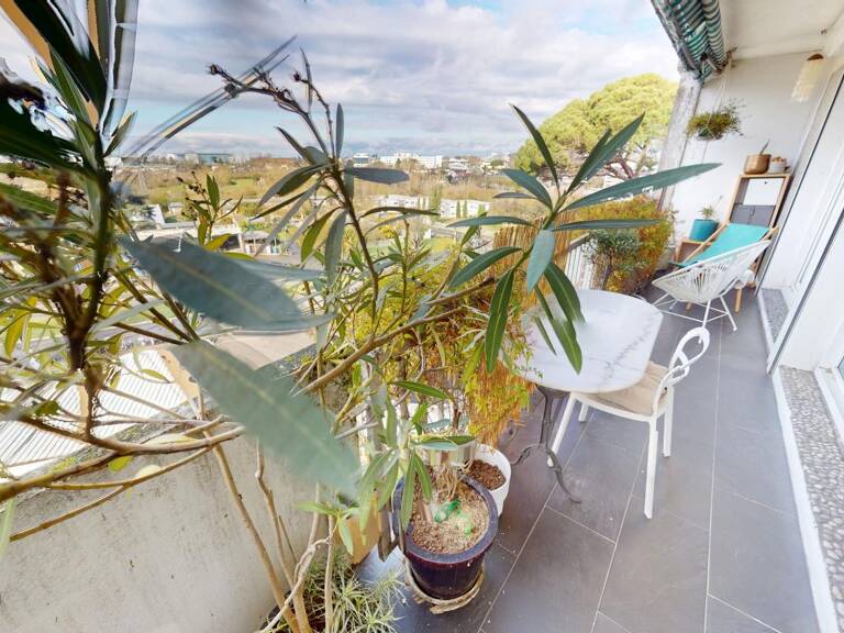 Appartement À Vendre T3 avec ascenseur en très bon état — photo 1
