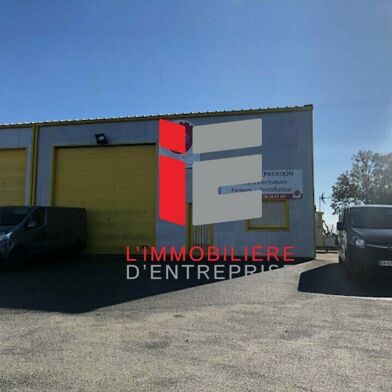 Local industriel  3200 €