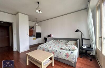 location appartement 453 € CC /mois à proximité de Beaucouzé (49070)