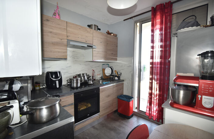 Apt T4 - 1er étage - 89m2 - Quartier La Fourguette — photo 2