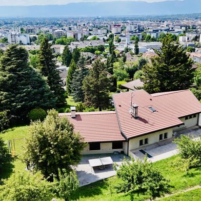 Maison 5 pièces 820000 €