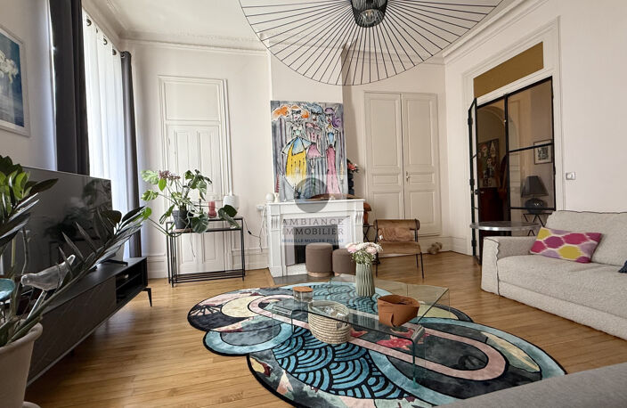 Superbe appartement Haussmannien en centre-ville — photo 2