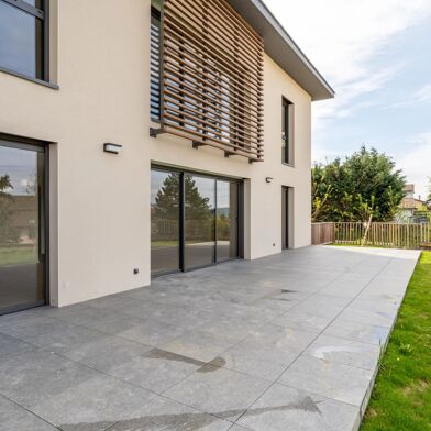 Maison 5 pièces 645000 €