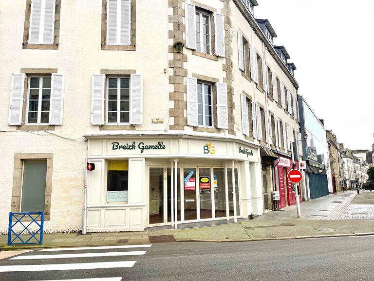 Local commercial Quimper 66 m2 — photo 1