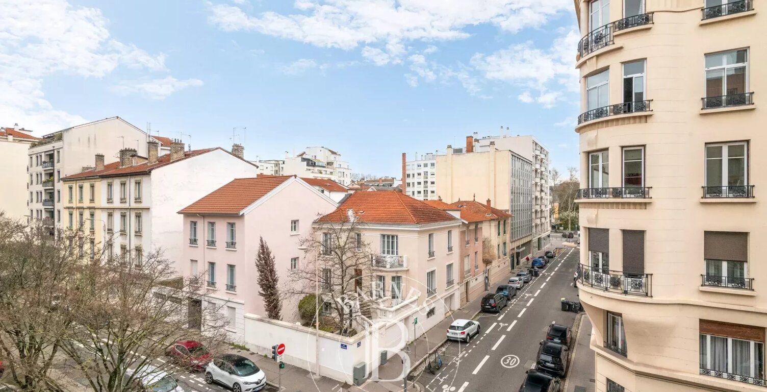 Lyon 6 - Tête d'or - Appartement de 69,70 m² - Balcon - 2 Chambres — photo 1
