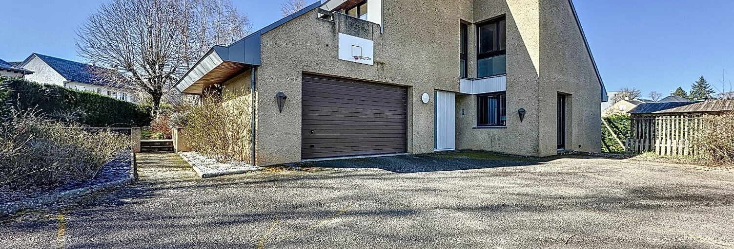 Maison 9 Pièces 220 m² à vendre à Luc-la-Primaube (12450)