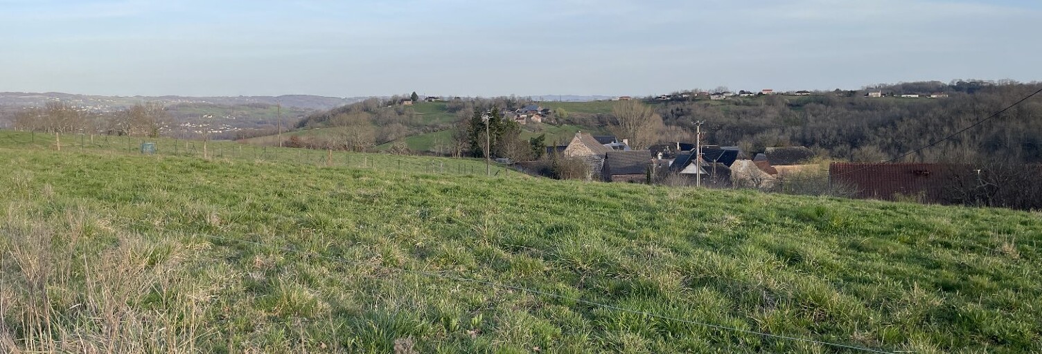 Terrain  3345 m² à vendre à Saint-Aulaire (19130)