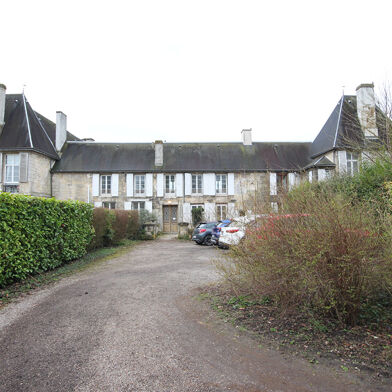 Appartement 4 pièces 164000 €