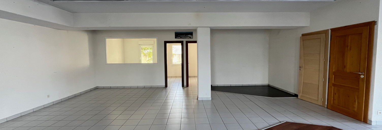 Commerce  163 m² à louer à Rodez (12000)