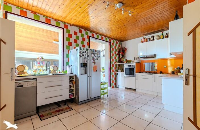 Maison en pierre de 7 pièces principales — photo 2