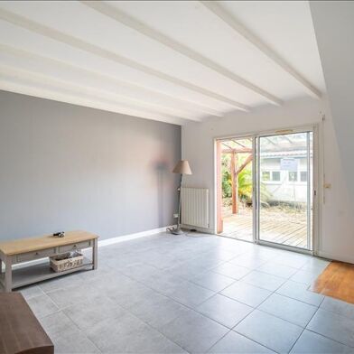 Appartement 4 pièces 378000 €