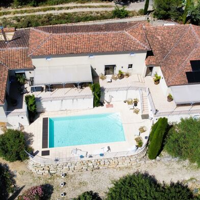 Maison 12 pièces 890000 €