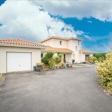 Maison 6 pièces 832000 €