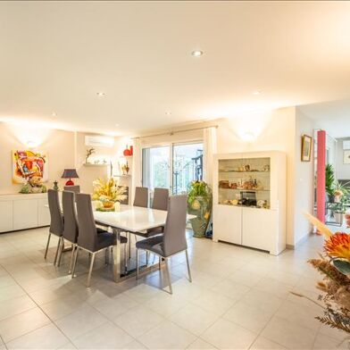 Maison 6 pièces 832000 €