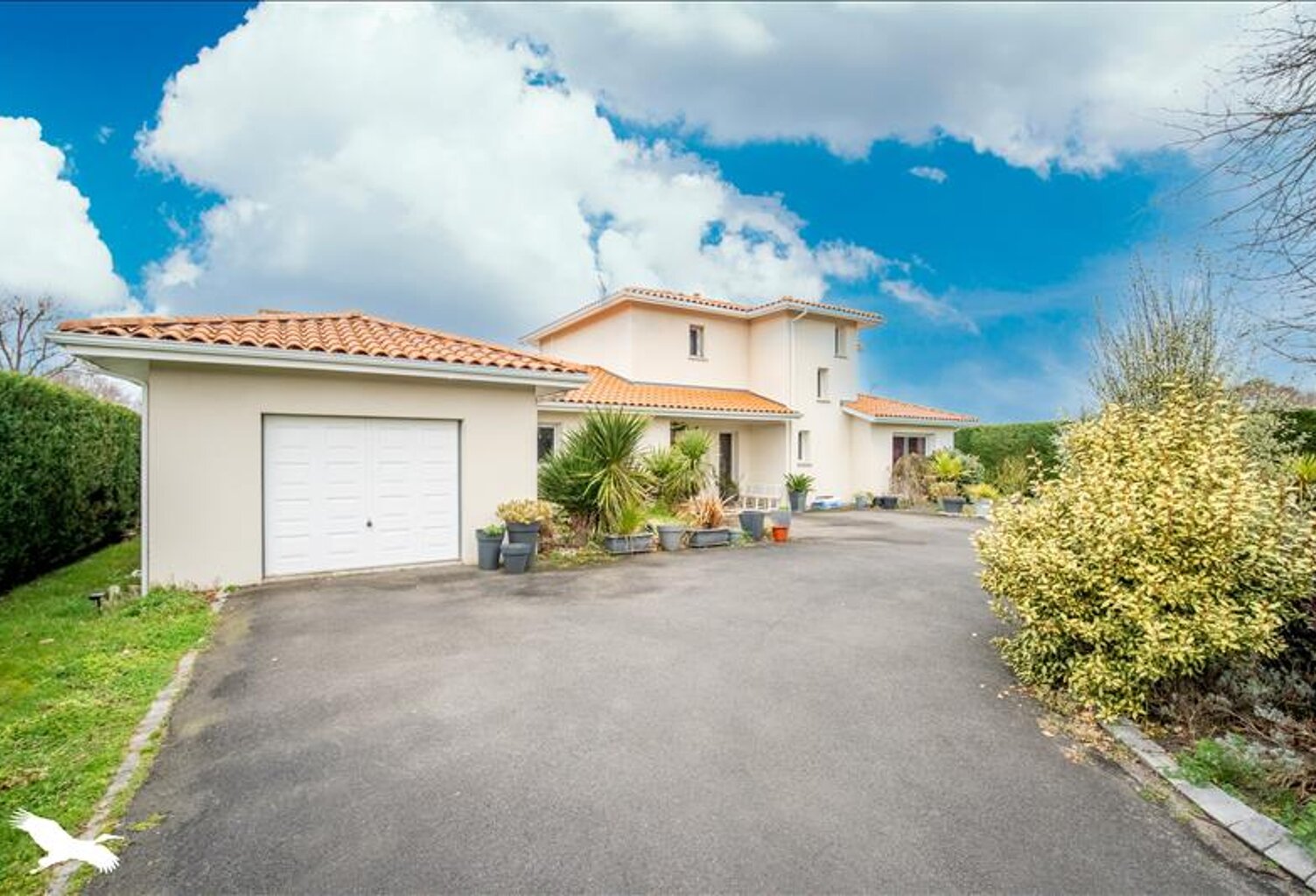 Villa de 6 pièces principales — photo 1