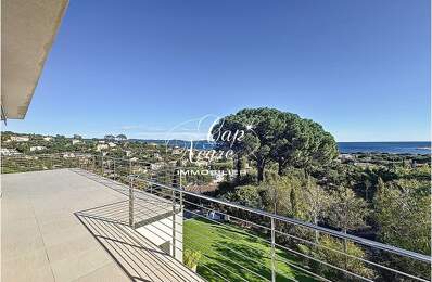 VILLA CALIFORNIENNE DE 210M² VUE MER À VENDRE SURPLOMBANT CAVALA — photo du bien