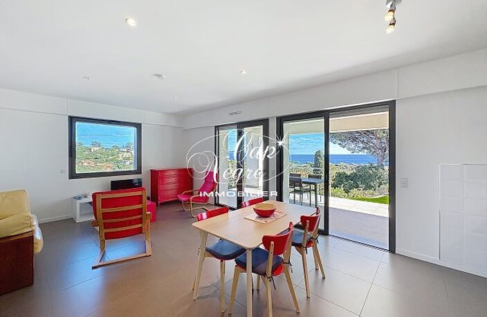 VILLA CALIFORNIENNE DE 210M² VUE MER À VENDRE SURPLOMBANT CAVALA — photo 5