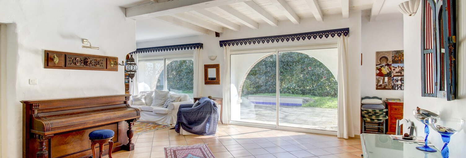 Maison 7 Pièces 213 m² à vendre à Ahetze (64210)