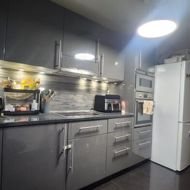 Appartement 4 pièces 440000 €