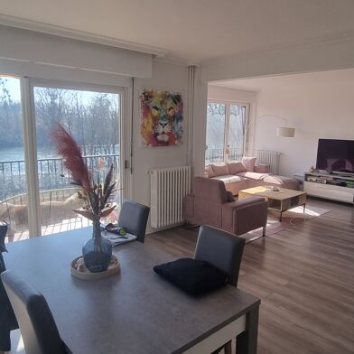 Appartement 5 pièces 334000 €