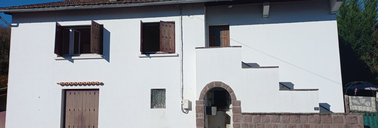 Immeuble  200 m² à vendre à Amendeuix-Oneix (64120)