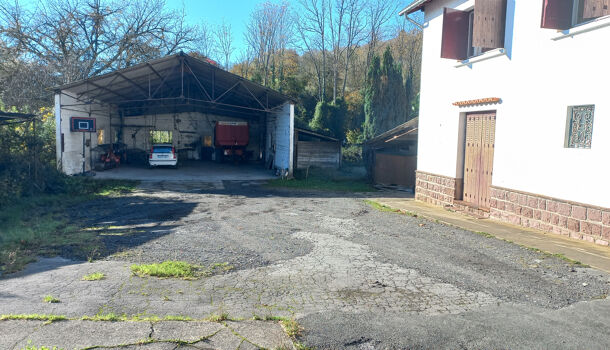 Immeuble  à vendre Amendeuix-Oneix 64120